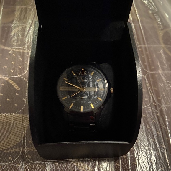 Armani exchange watch - Picture 1 of 3